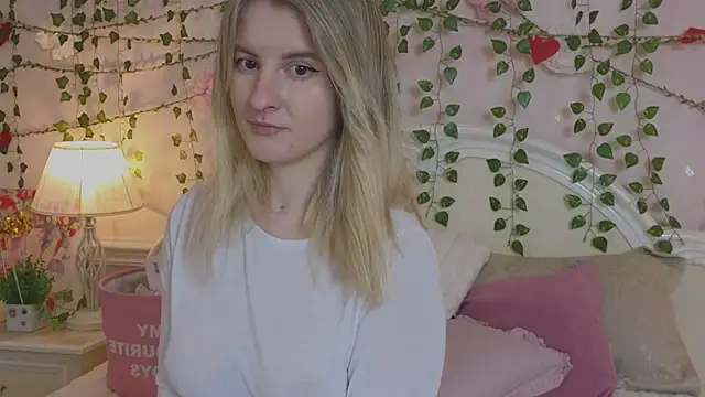 Sonia Meow online show from January 2026 06:28:02 AM