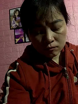 Snapshot of Star-sweet chatting on October 2025 11:25:02 PM Star-sweet online show from October 2025 11:25:02 PM