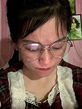 Snapshot of Star-sweet chatting on October 2025 06:59:01 AM Star-sweet online show from October 2025 06:59:01 AM