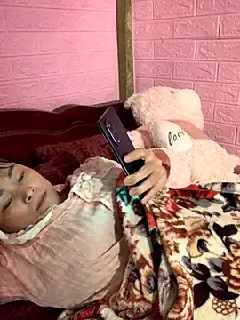 Snapshot of Star-sweet chatting on November 2025 02:38:01 PM Star-sweet online show from November 2025 02:38:01 PM