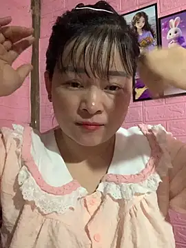 Snapshot of Star-sweet chatting on November 2025 02:54:02 AM Star-sweet online show from November 2025 02:54:02 AM