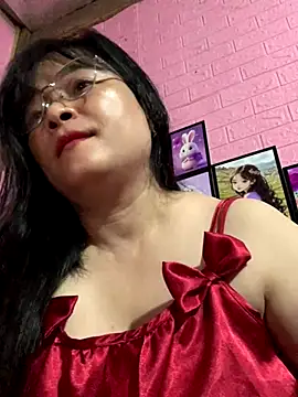 Snapshot of Star-sweet chatting on October 2025 12:28:01 PM Star-sweet online show from October 2025 12:28:01 PM