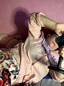 Snapshot of Star-sweet chatting on November 2025 03:05:02 PM Star-sweet online show from November 2025 03:05:02 PM