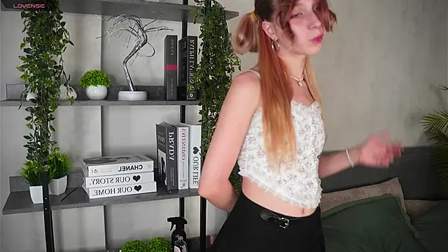 CameliaGlaue online show from September 2025 11:13:01 AM