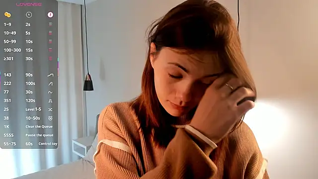 SirenaOstrem online show from October 2025 01:18:01 AM