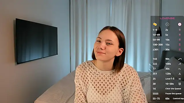SirenaOstrem online show from September 2025 01:01:02 AM