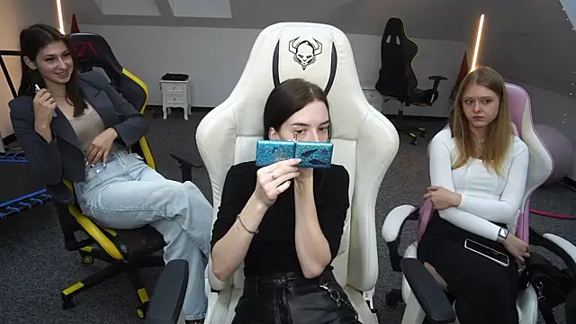 Snapshot of _Lili_054 chatting on October 2025 10:38:02 AM  Lili 054 online show from October 2025 10:38:02 AM