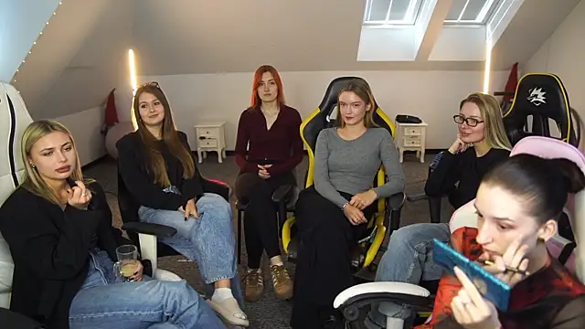 Snapshot of _Lili_054 chatting on September 2025 10:22:01 AM  Lili 054 online show from September 2025 10:22:01 AM