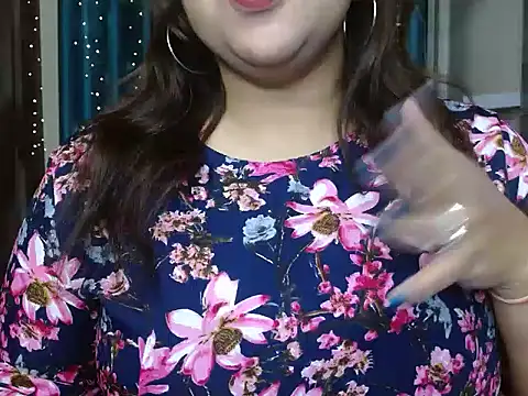 Your candy 47 online show from November 2025 03:23:01 PM