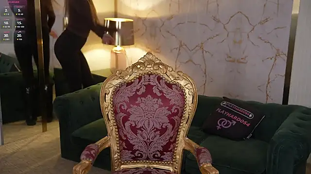 Snapshot of Ella_054 chatting on November 2025 12:10:01 PM Ella 054 online show from November 2025 12:10:01 PM