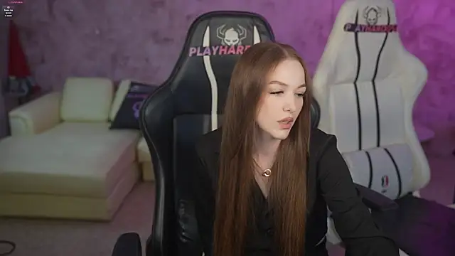 Ella 054 online show from April 2026 08:48:01 PM