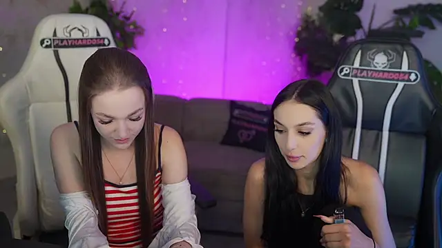 Snapshot of Ella_054 chatting on July 2026 10:36:01 AM Ella 054 online show from July 2026 10:36:01 AM
