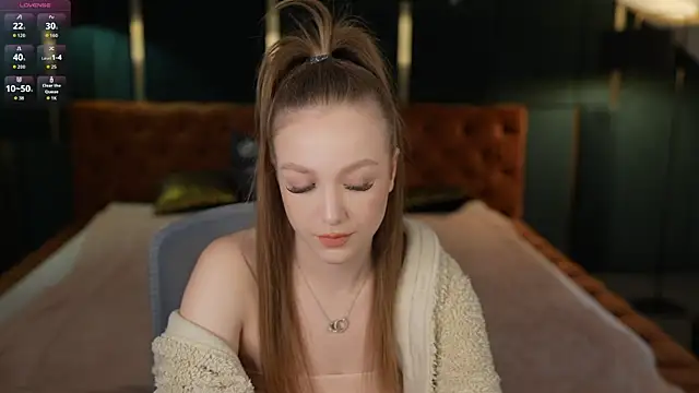 Snapshot of Ella_054 chatting on October 2025 10:34:02 AM Ella 054 online show from October 2025 10:34:02 AM