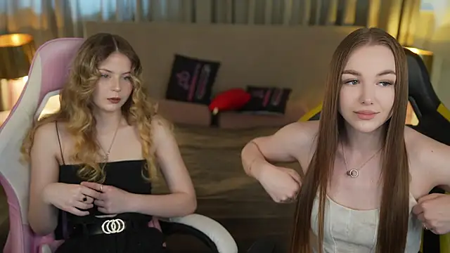 Snapshot of Ella_054 chatting on May 2026 10:36:01 AM Ella 054 online show from May 2026 10:36:01 AM