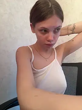 rinabluu online show from April 2026 07:10:01 AM