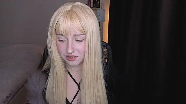 YukiMisa online show from September 2025 01:44:02 PM