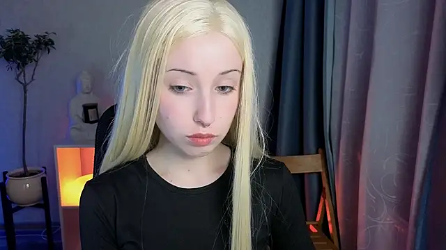 YukiMisa online show from April 2026 05:28:02 PM