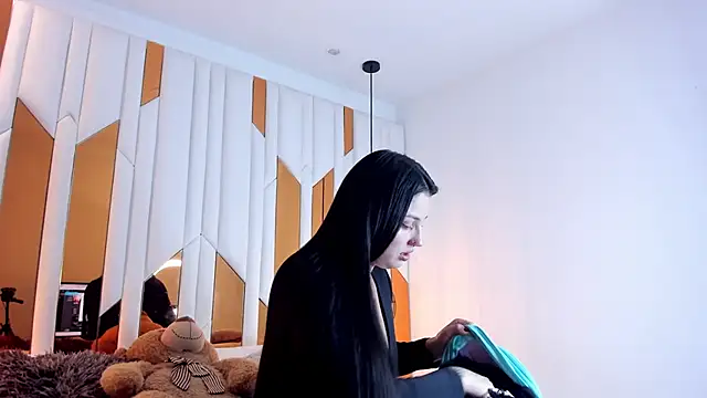 CarolinaFerrer online show from February 2026 12:15:02 PM