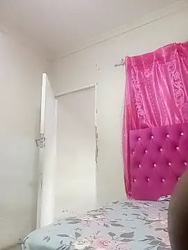 SexyBootie online show from December 2025 01:15:01 PM