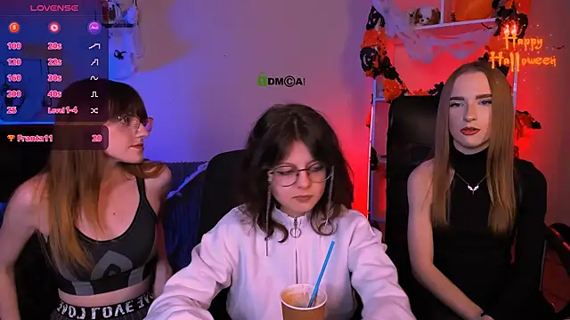 Snapshot of samanta_hotty chatting on November 2025 08:03:01 PM samanta hotty online show from November 2025 08:03:01 PM