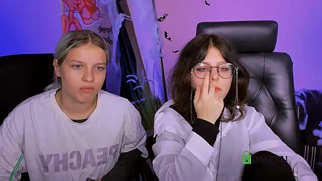 Snapshot of samanta_hotty chatting on November 2025 08:12:01 PM samanta hotty online show from November 2025 08:12:01 PM