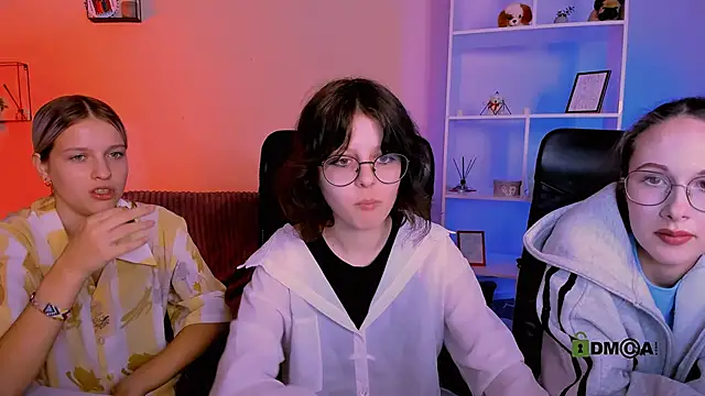 Snapshot of samanta_hotty chatting on December 2025 08:32:02 PM samanta hotty online show from December 2025 08:32:02 PM