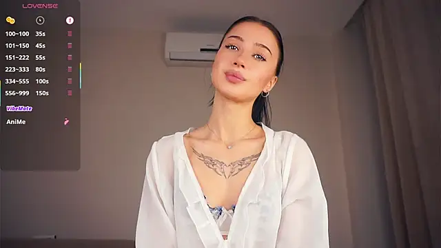 Snapshot of RendaBaatz chatting on November 2025 07:40:02 AM RendaBaatz online show from November 2025 07:40:02 AM