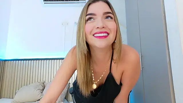 Sammy Lovee online show from October 2025 07:26:02 PM