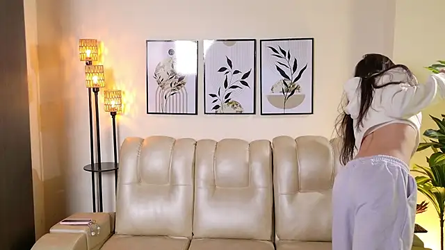 Violeta Foxz online show from November 2025 07:29:02 PM