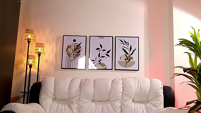 Violeta Foxz online show from February 2026 08:53:02 PM