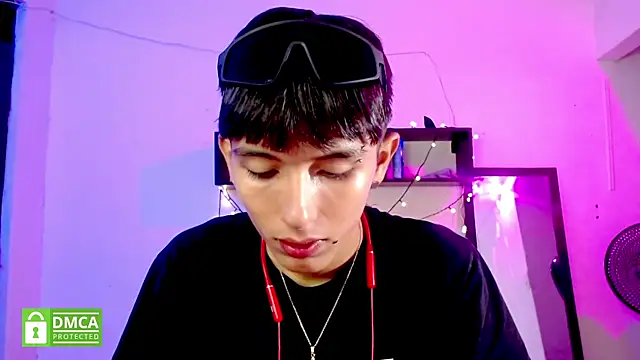 MAXIMILIANO  HOT online show from October 2025 02:58:01 PM