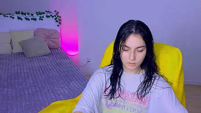 Andres sssss online show from September 2025 09:10:02 PM