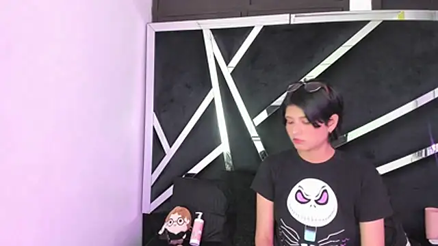 natsumiht online show from October 2025 04:55:02 AM