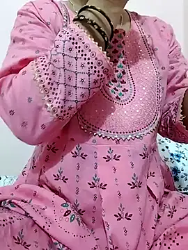 Snapshot of nice_touch9733 chatting on November 2025 05:33:01 AM nice touch9733 online show from November 2025 05:33:01 AM