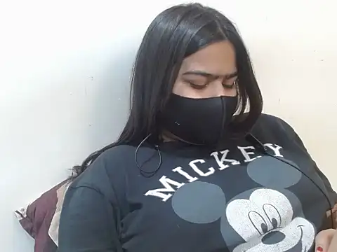 Snapshot of Nataliya_Singh chatting on April 2026 08:51:01 AM Nataliya Singh online show from April 2026 08:51:01 AM