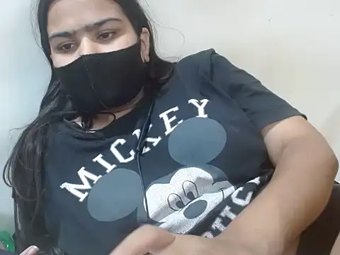 Snapshot of Nataliya_Singh chatting on April 2026 10:10:01 AM Nataliya Singh online show from April 2026 10:10:01 AM