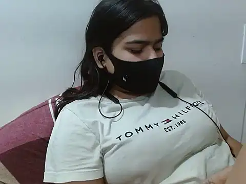 Snapshot of Nataliya_Singh chatting on March 2026 02:02:02 PM Nataliya Singh online show from March 2026 02:02:02 PM