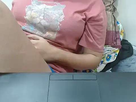 Nataliya Singh online show from February 2026 06:18:02 PM