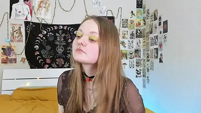 WonderConnie1 online show from October 2025 01:01:01 PM