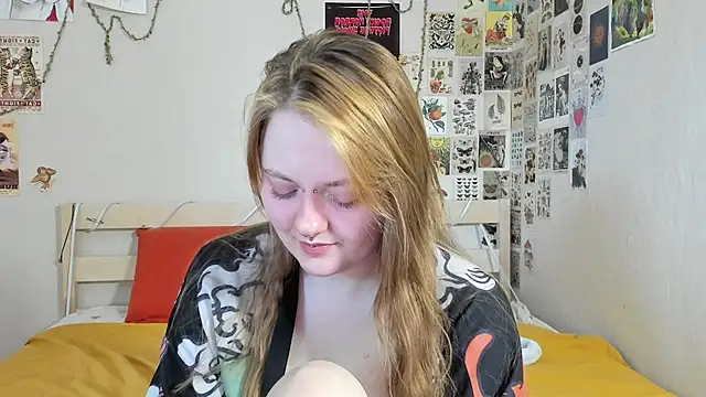 WonderConnie1 online show from June 2026 02:23:02 AM