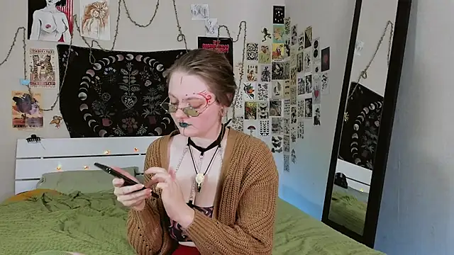 WonderConnie1 online show from October 2025 01:56:02 PM