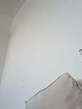 Snapshot of LPdusexo chatting on February 2026 04:28:01 PM LPdusexo online show from February 2026 04:28:01 PM