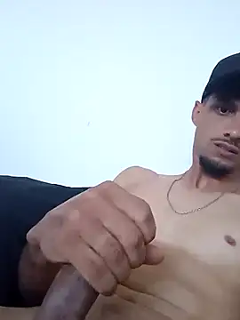 Snapshot of LPdusexo chatting on November 2025 06:41:02 PM LPdusexo online show from November 2025 06:41:02 PM