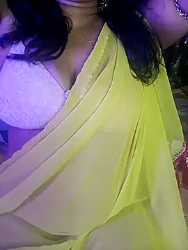 monaa-darling online show from November 2025 07:47:01 PM