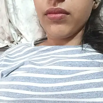 DesiSimran09 online show from November 2025 05:12:02 AM