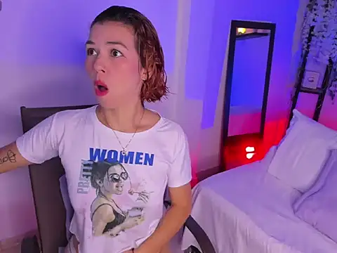 Snapshot of selene_boyer chatting on December 2025 09:06:02 PM selene boyer online show from December 2025 09:06:02 PM