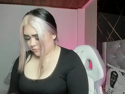 im bunny   online show from November 2025 11:37:01 AM