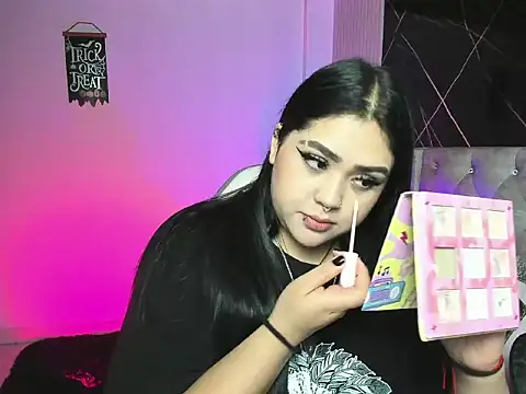 Snapshot of im_bunny__ chatting on May 2026 05:19:02 PM im bunny online show from May 2026 05:19:02 PM