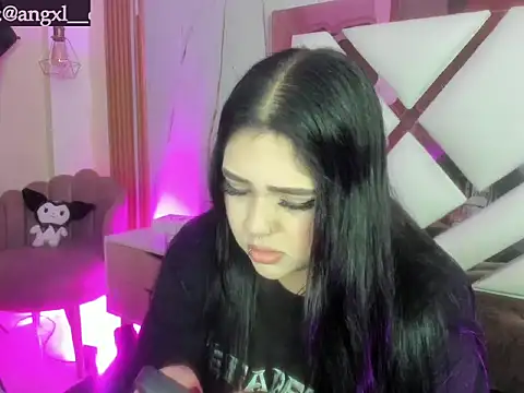 Snapshot of im_bunny__ chatting on May 2026 12:09:02 PM im bunny online show from May 2026 12:09:02 PM