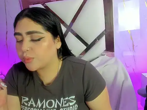 im bunny   online show from February 2026 12:05:02 PM